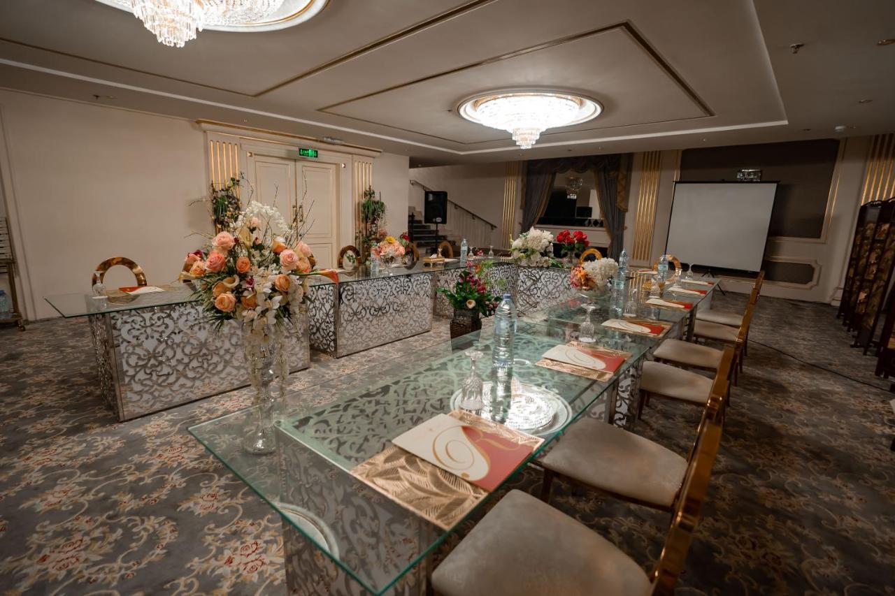 Royal Casablanca Hotell Jidda Exteriör bild